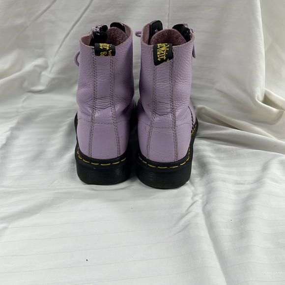 Doc Martin boots women’s size 6. Lavendar - Picture 4 of 10